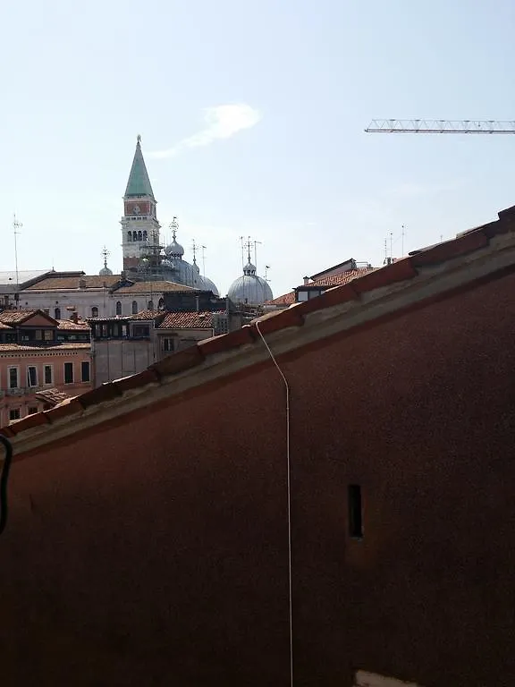 Elegant Terrace Apartment Near Piazza San Marco Last Floor No Lift Venice