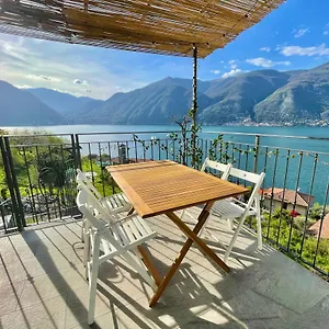 https://il-noce-lake-view-apartment.it-lombardy.com