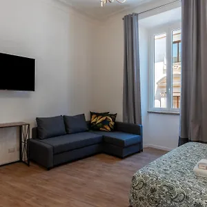 Cs Termini Nazionale Apartment Rome